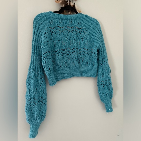 Dreamers by Debut Women’s Size S Turquoise Cropped Cardigan Sweater Soft Knit - Picture 9 of 13